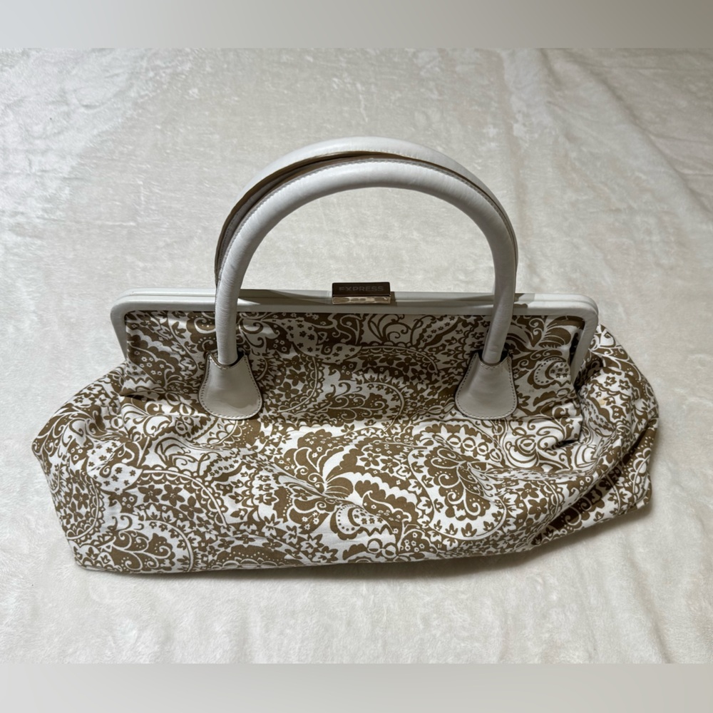 Express White & Light Brown Paisley Fabric Oversized Satchel Bag. Express clasp - Picture 7 of 15